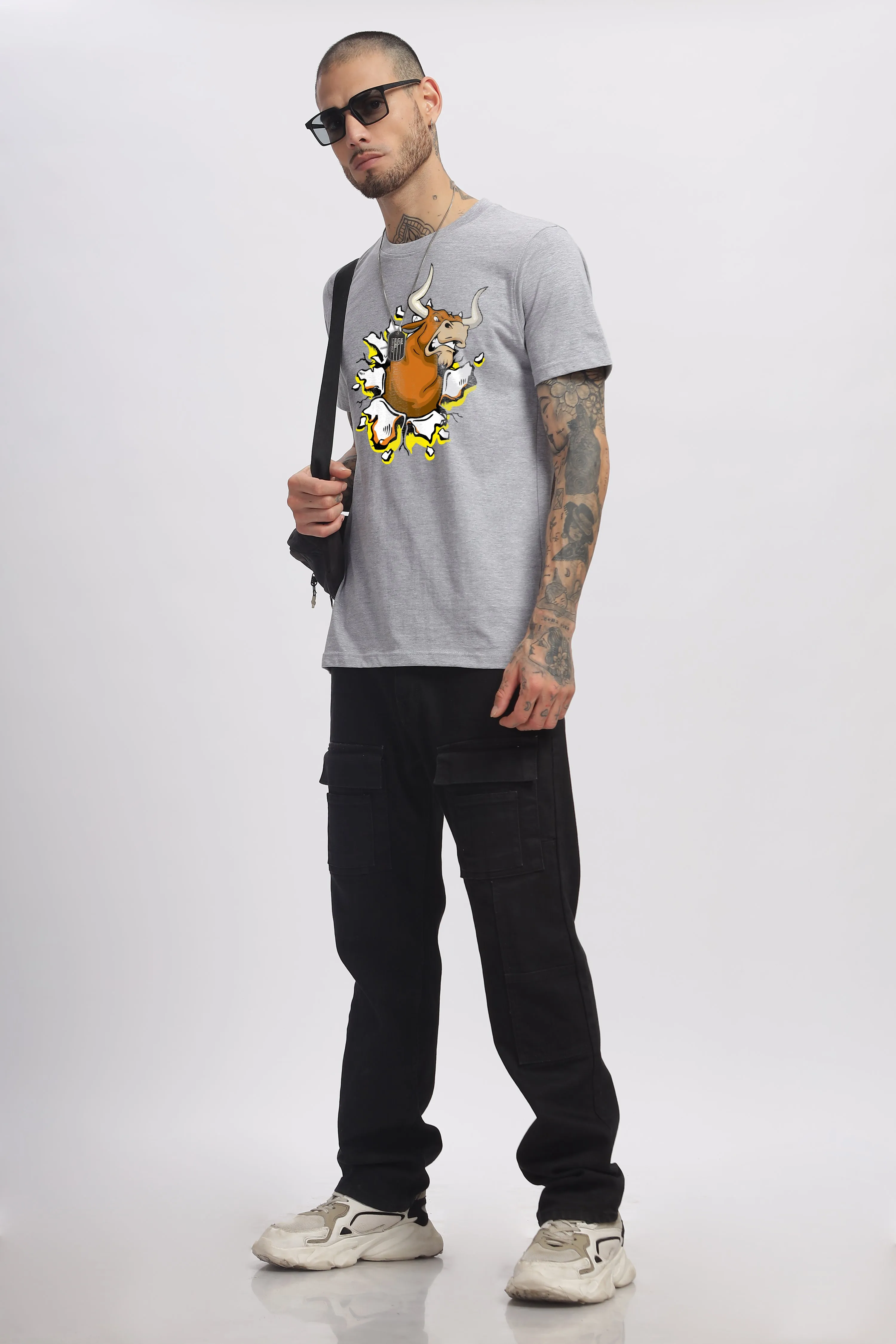 ANGRY BULL GRAPHIC GREY T-SHIRT