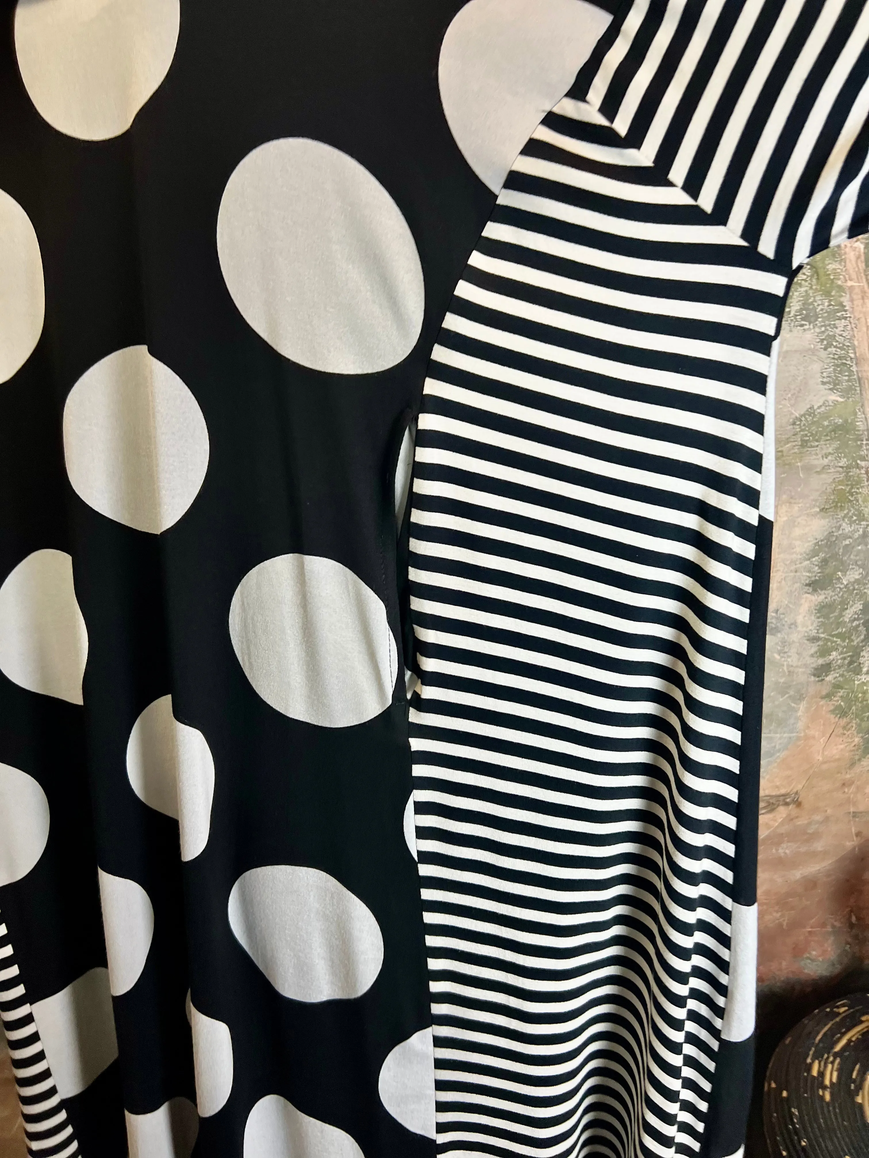 G716 Kedem Dot Cosmo Dress-Black/White