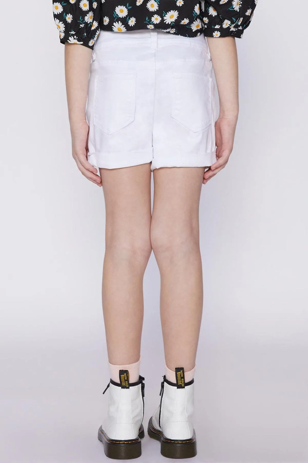 Girls 2-Button Essential Cuffed Shorts